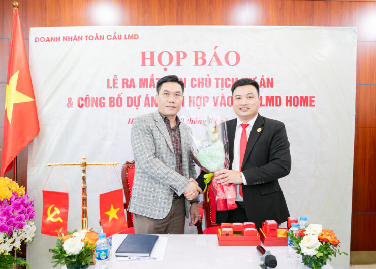 Ban chủ tịch DNTC cấp cao LMD ra mắt 12 dự án họp cùng Báo Pháp Luật Việt Nam